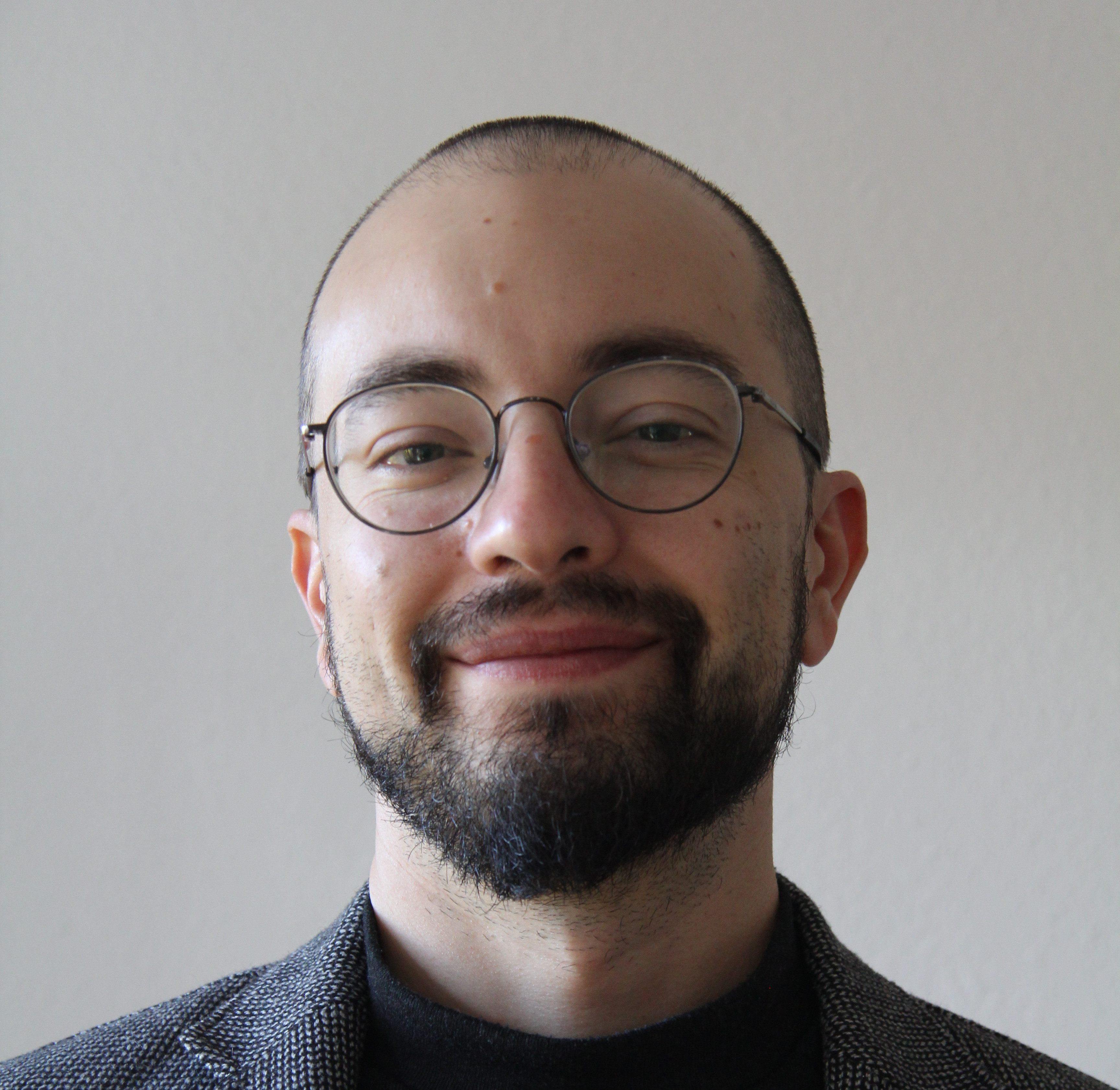 prof_pic.jpg